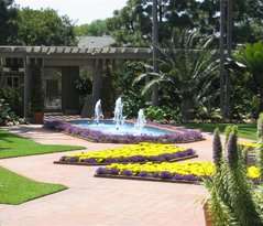 Sherman Library & Gardens